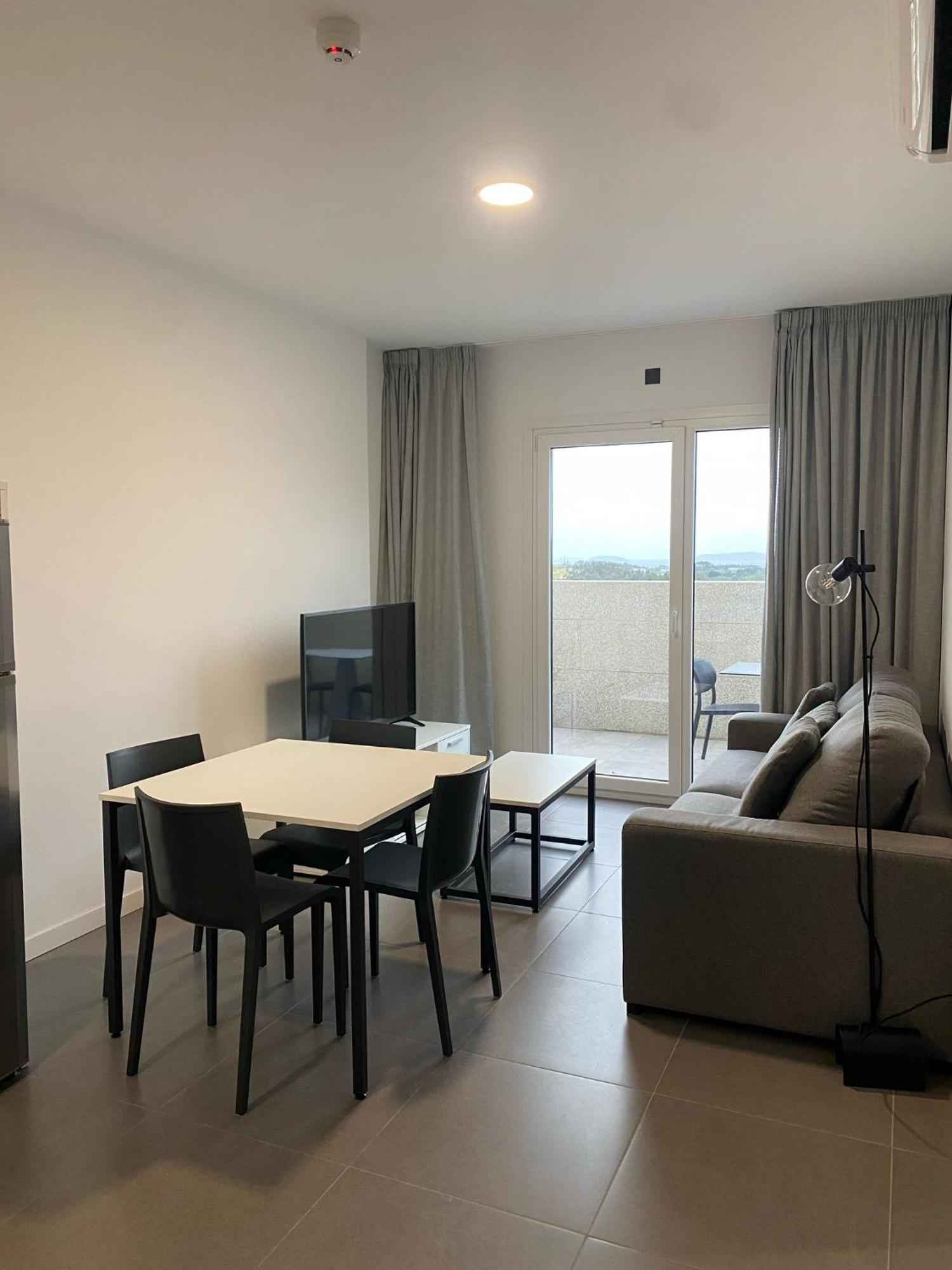 סנשנשו Apartamentos Onzamar מראה חיצוני תמונה