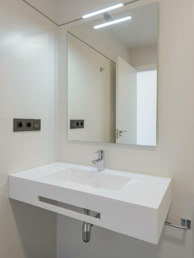 סנשנשו Apartamentos Onzamar מראה חיצוני תמונה