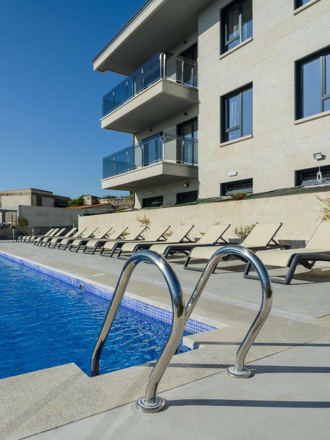 סנשנשו Apartamentos Onzamar מראה חיצוני תמונה